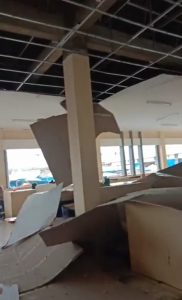 Plafon Pasar Tuwokona, Halsel, Ambruk