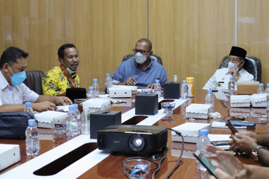 Bahas Kawasan Khusus Sofifi, Menko Luhut dan 4 Menteri Lainnya Kunjungi Malut