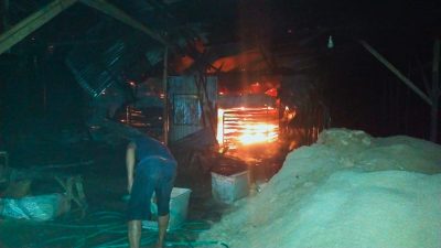 Pabrik Pengolahan Kelapa di Halbar Terbakar, Kerugian Mencapai Ratusan Juta
