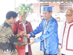 Paket Bantuan ke Petani Halmahera Barat Diserahkan Gubernur Malut