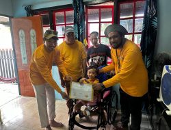Terima Donasi dari NHM, Trizena Bercerita Sempat Tersangkut Ranting Pohon saat Banjir Rua