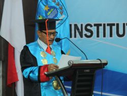 Ratusan Mahasiswa ISDIK Kie Raha Diwisuda, Rektor Paparkan Capaian Perkembangan Kampus