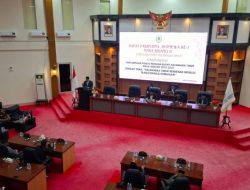 Bupati Halmahera Timur Sampaikan Pidato Perdana di Paripurna DPRD