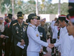 Gubernur Sherly Saksikan Ikrar Setia Puluhan Eks NII di Hari Kemerdekaan