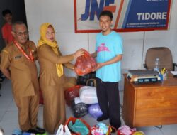 Peduli Korban Bencana, Prokopim Setda Kota Tidore Sumbang Pakaian Layak Pakai