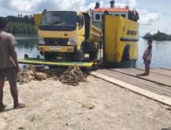 Belum Ditender, Material Proyek Jalan di Kastim Sudah Dimobilisasi, Dugaan “Main Mata” Menguat