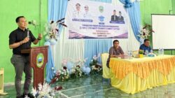 Wisuda Lansia, Sekda Haltim Beri Apresiasi atas Ketekunan Belajar Para Wisudawan