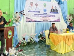 Wisuda Lansia, Sekda Haltim Beri Apresiasi atas Ketekunan Belajar Para Wisudawan