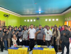 Sekda Halmahera Timur Serahkan Bantuan Perlindungan Sosial bagi Lansia